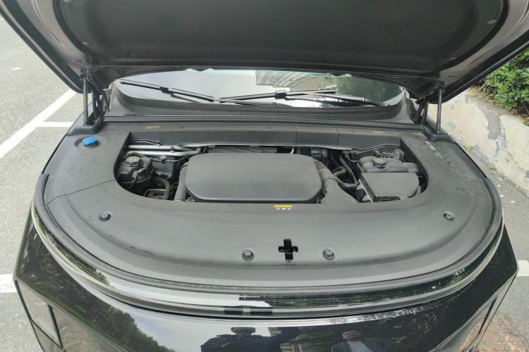 Used Li Auto L6 2024 Max Engine Bay