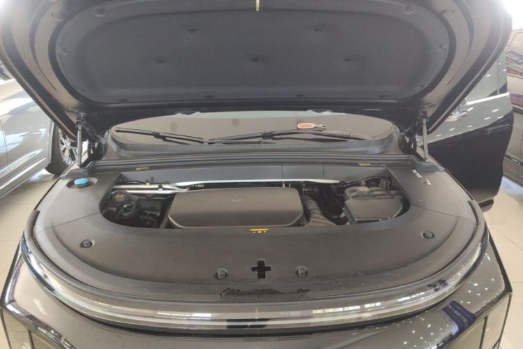 Used Li Auto L6 2024 Max Engine Bay