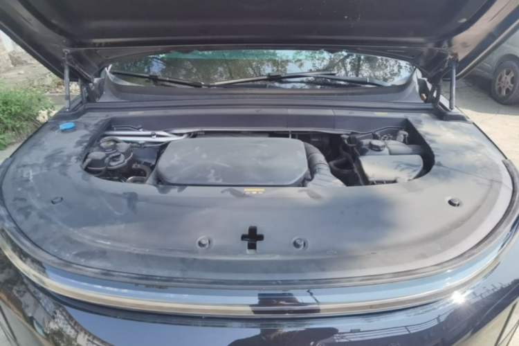 Used Li Auto L6 2024 Pro Model Engine Bay