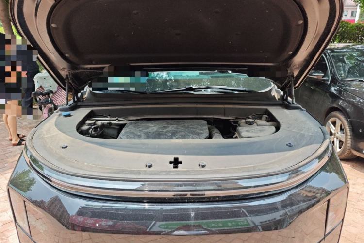 Used Li Auto L6 2024 Pro Model Engine Bay