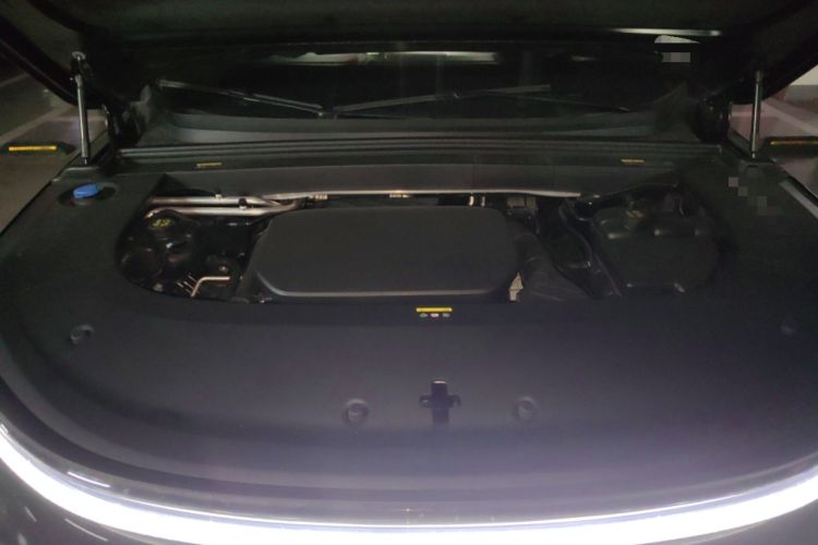 Used Li Auto L6 2024 Pro Model Engine Bay