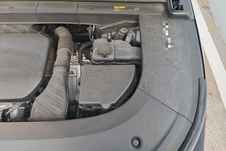 Used Li Auto L6 2024 Pro Model Engine Bay Left