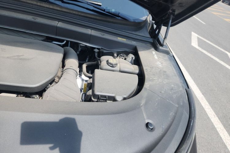 Used Li Auto L6 2024 Pro Model Engine Bay Left
