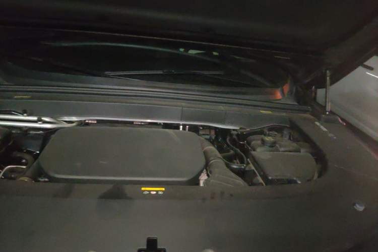 Used Li Auto L6 2024 Max Engine Bay Left