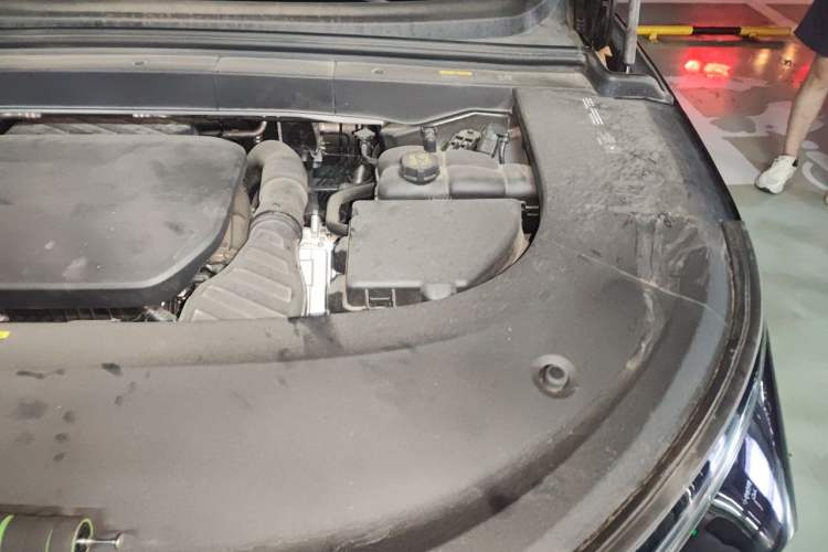 Used Li Auto L6 2024 Max Engine Bay Left