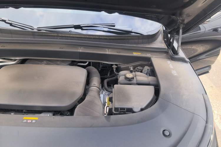 Used Li Auto L6 2024 Max Engine Bay Left