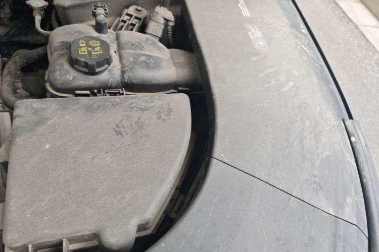 Used Li Auto L6 2024 Max Engine Bay Left