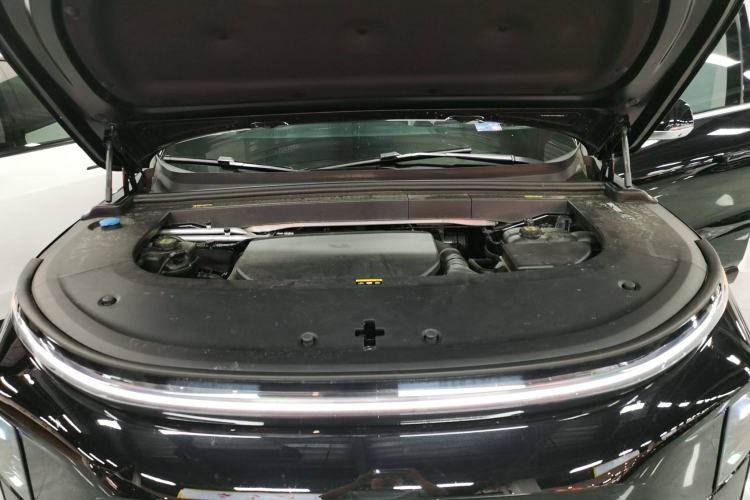 Used Li Auto L6 2024 Pro Model Engine Bay