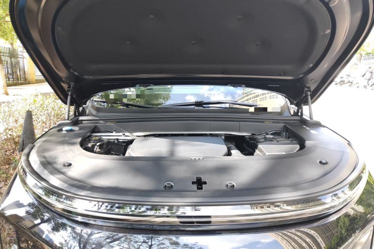 Used Li Auto L6 2024 Pro Model Engine Bay
