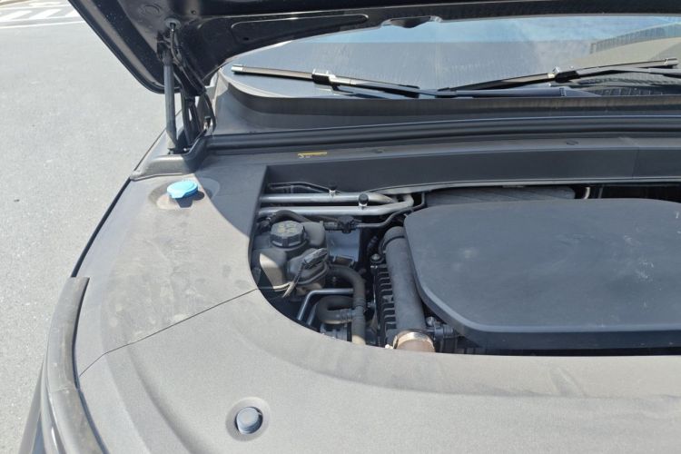 Used Li Auto L6 2024 Max Engine Bay Right