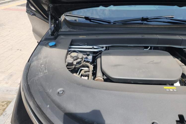 Used Li Auto L6 2024 Pro Model Engine Bay Right