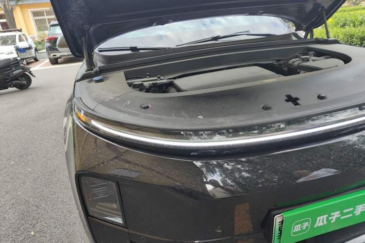 Used Li Auto L6 2024 Pro Model Engine Bay Right