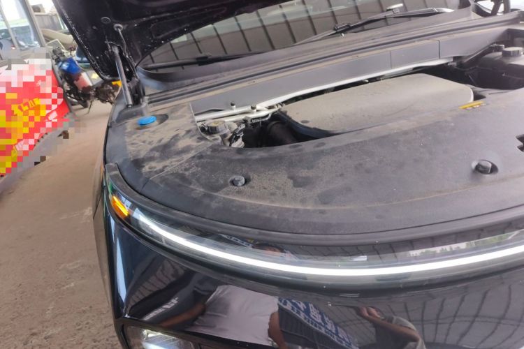 Used Li Auto L6 2024 Pro Model Engine Bay Right