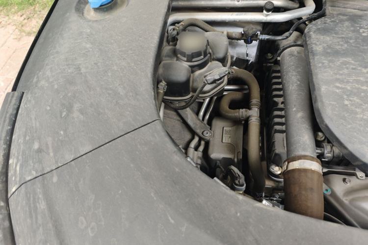 Used Li Auto L6 2024 Max Engine Bay Right