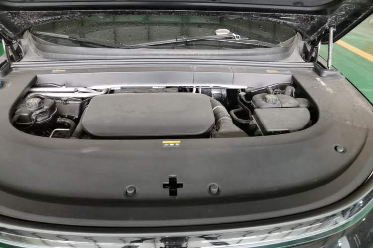 Used Li Auto L6 2024 Pro Model Engine Bay