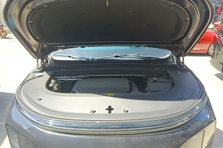 Used Li Auto L6 2024 Pro Model Engine Bay