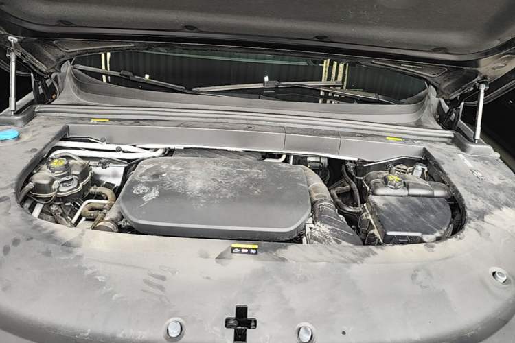 Used Li Auto L6 2024 Pro Model Engine Bay