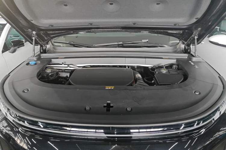 Used Li Auto L6 2024 Pro Model Engine Bay
