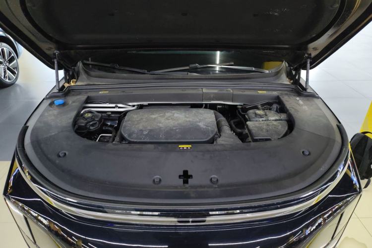 Used Li Auto L6 2024 Pro Model Engine Bay