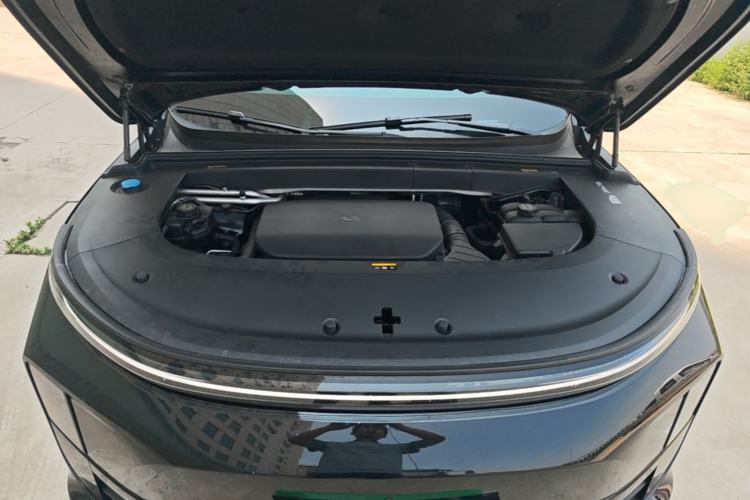 Used Li Auto L6 2024 Pro Model Engine Bay