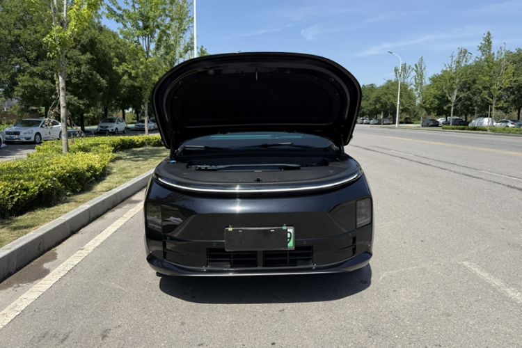 Used Li Auto L6 2024 Pro Model Exterior 1