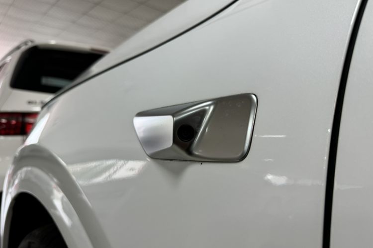 Used Li Auto L6 2024 Pro Model Exterior 10
