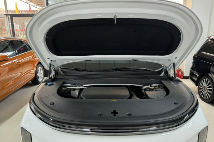Used Li Auto L6 2024 Pro Model Exterior 11