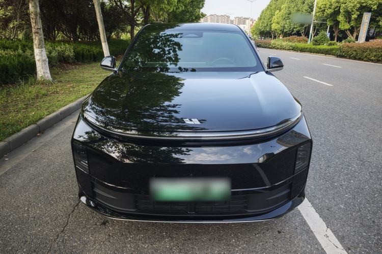 Used Li Auto L6 2024 Pro Model Exterior 2