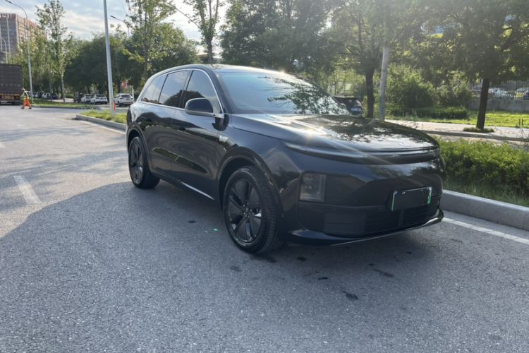 Used Li Auto L6 2024 Pro Model Exterior 2