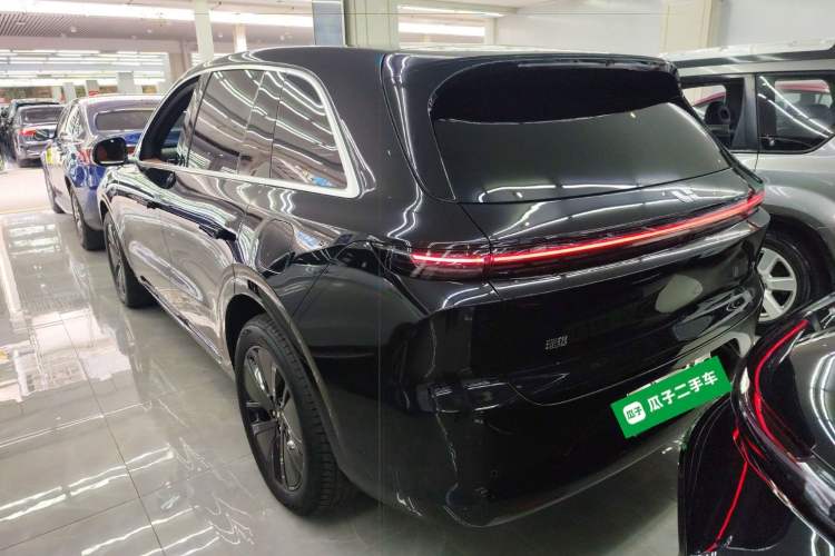 Used Li Auto L6 2024 Pro Model Exterior 2