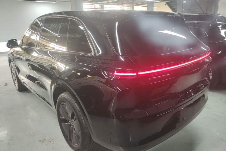 Used Li Auto L6 2024 Pro Model Exterior 2