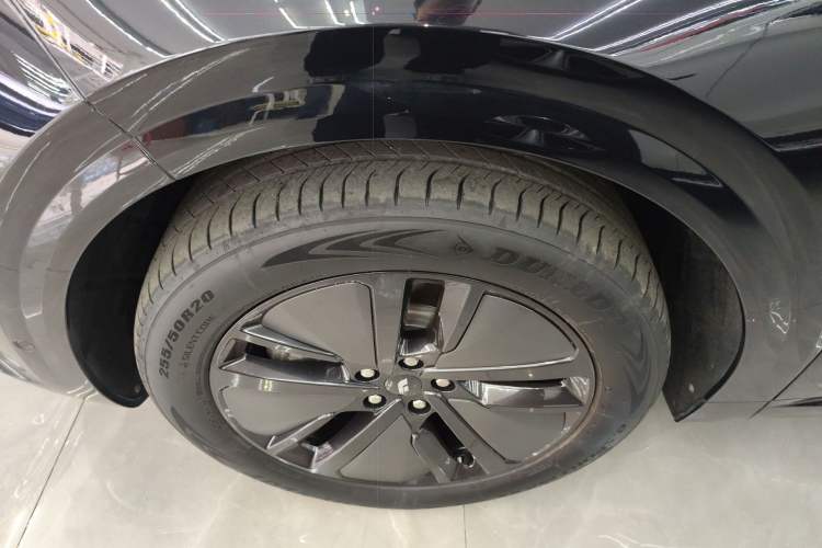 Used Li Auto L6 2024 Pro Model Exterior 4