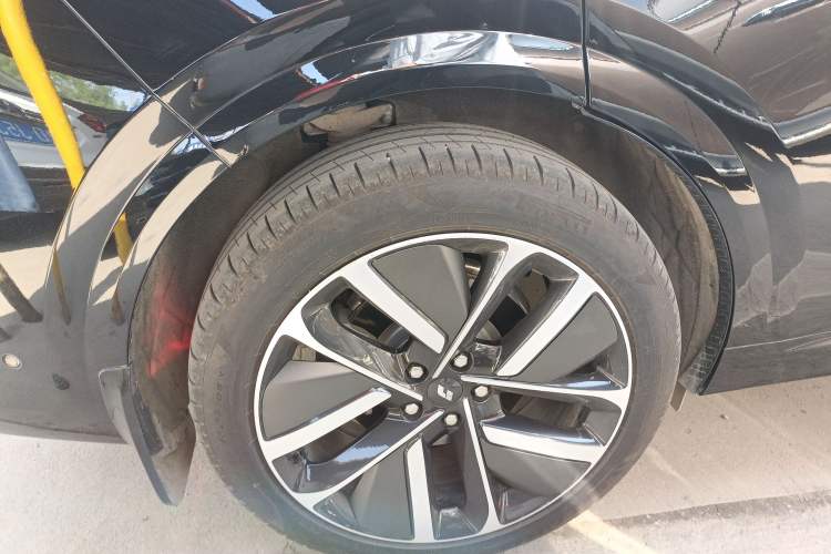 Used Li Auto L6 2024 Pro Model Exterior 5