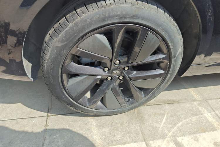 Used Li Auto L6 2024 Pro Model Exterior 5