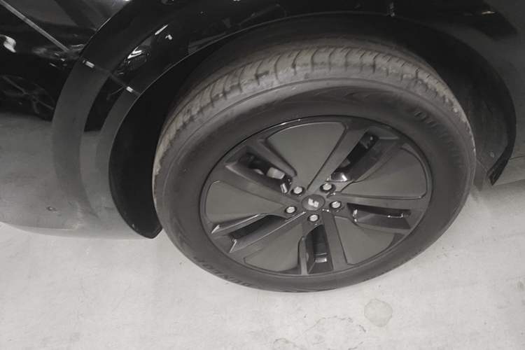 Used Li Auto L6 2024 Pro Model Exterior 5