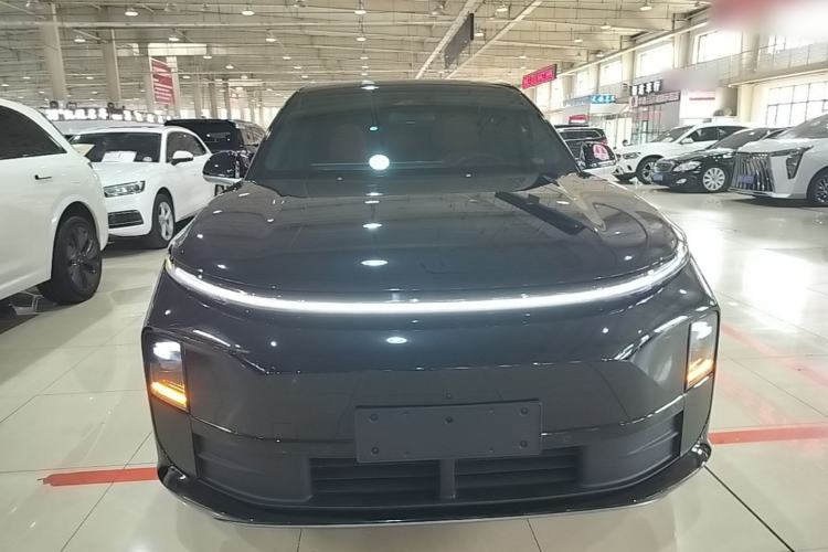 Used Li Auto L6 2024 Pro Model Front