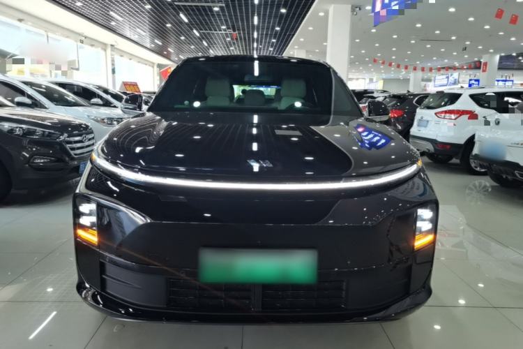 Used Li Auto L6 2024 Pro Model Front