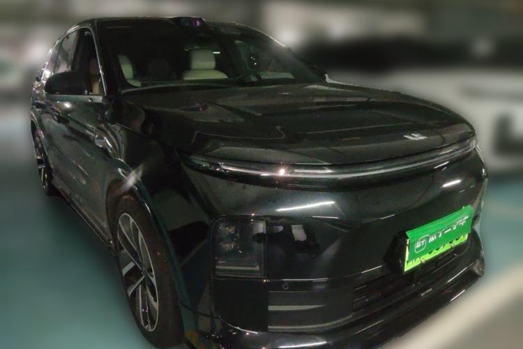 Used Li Auto L6 2024 Max Front Right 45 Deg