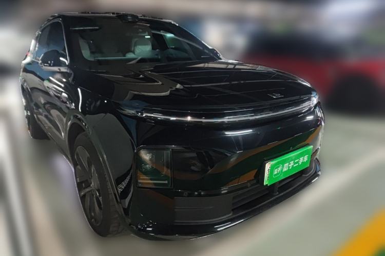 Used Li Auto L6 2024 Max Front Right 45 Deg