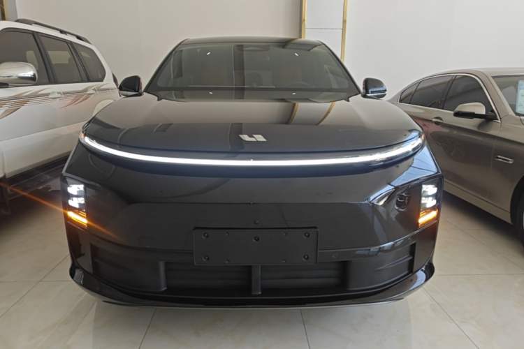 Used Li Auto L6 2024 Pro Model Front