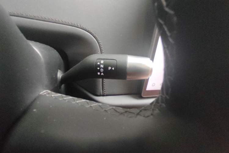 Used Li Auto L6 2024 Pro Model Gear Lever