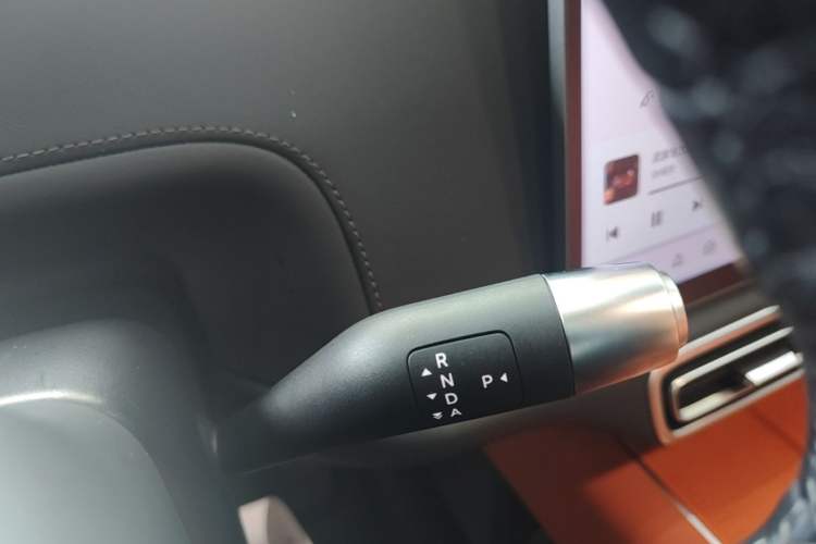 Used Li Auto L6 2024 Pro Model Gear Lever