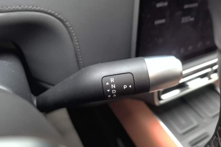 Used Li Auto L6 2024 Pro Model Gear Lever