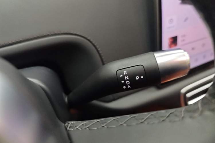Used Li Auto L6 2024 Pro Model Gear Lever