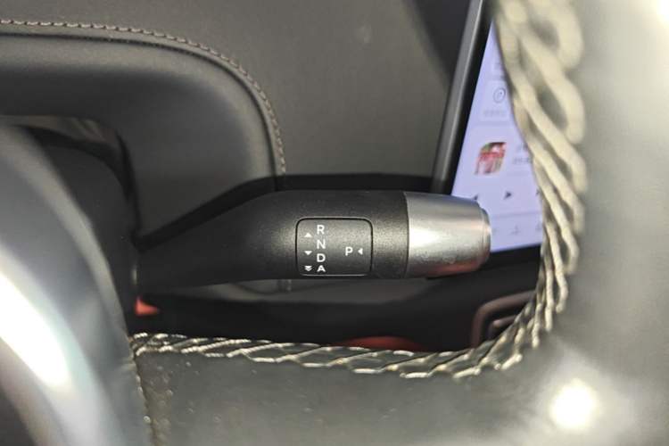 Used Li Auto L6 2024 Pro Model Gear Lever