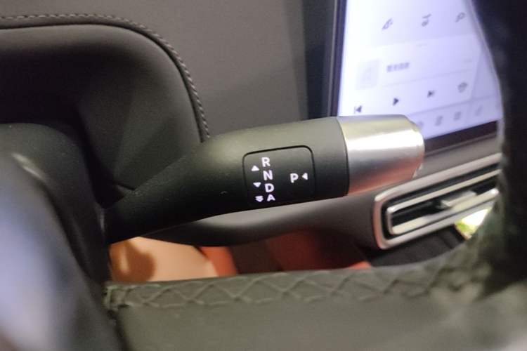 Used Li Auto L6 2024 Pro Model Gear Lever