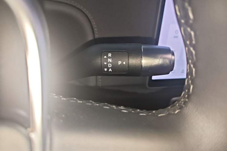 Used Li Auto L6 2024 Pro Model Gear Lever