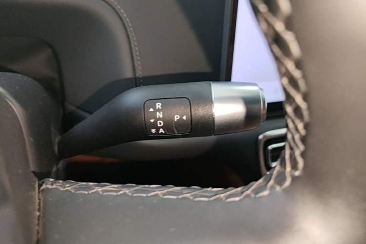 Used Li Auto L6 2024 Pro Model Gear Lever