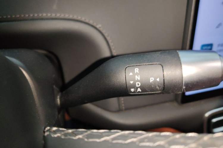 Used Li Auto L6 2024 Pro Model Gear Lever