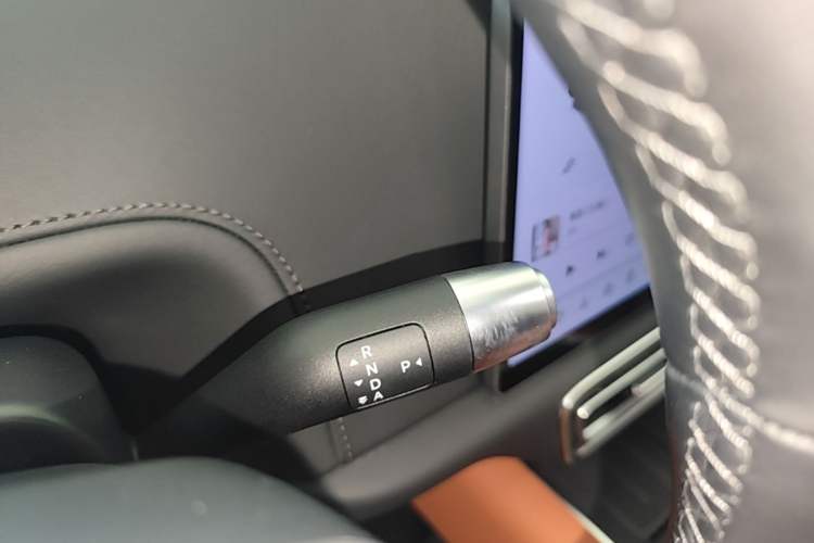 Used Li Auto L6 2024 Pro Model Gear Lever
